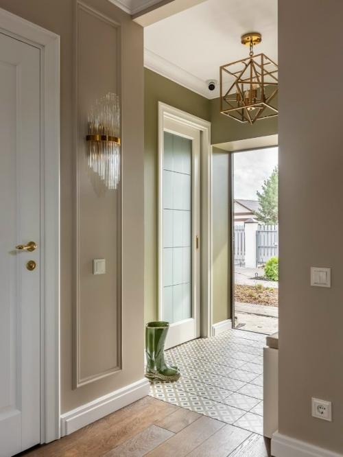 Заказчики - молодая семья - приобрели загородный дом в 50 км от Самары. 03