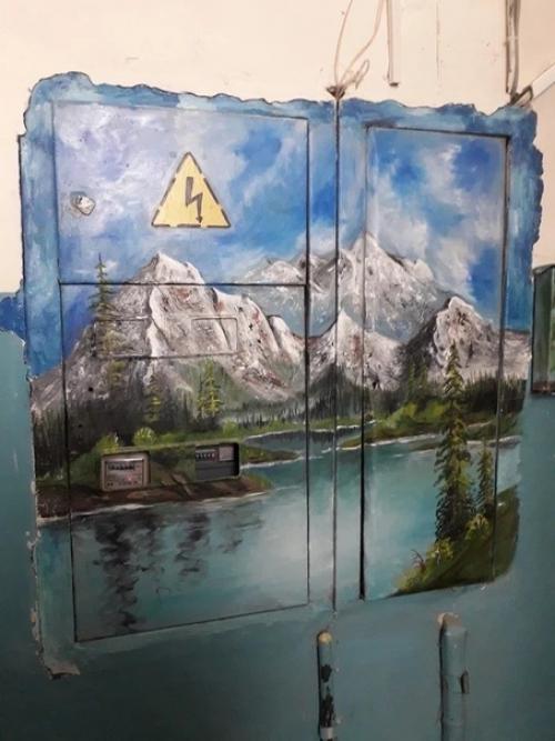 Когда у тебя в подъезде живёт настоящий художник! 08