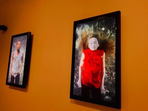 Я думаю, что не так часто музей современного искусства может быть расположен в здании офиса. 06