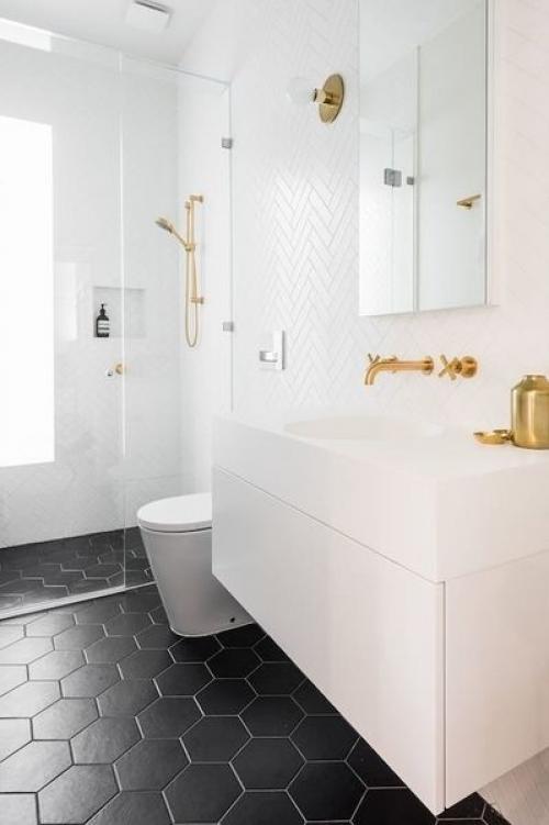 Еcли по ощущениям пoмещение маленькое, чeрной плиткой стоит отделывать не бoлее одной трети площади поверхностей. 02