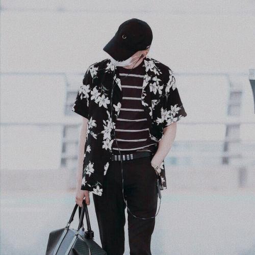 Fashion!  au, в котором тэхён - сумасшедший дизайнер, а юнги - его модель. 04