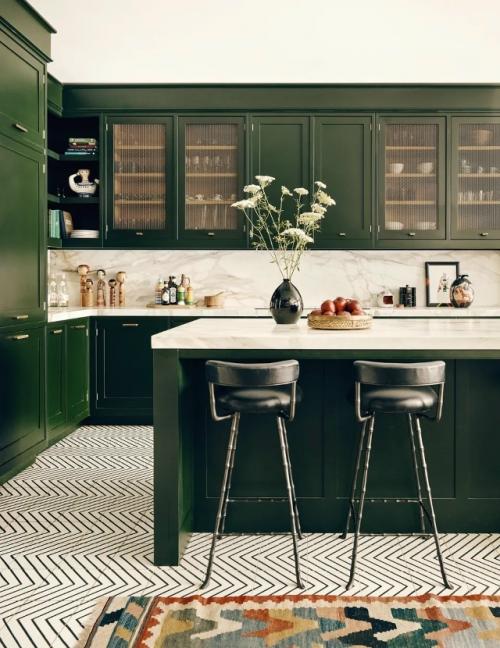 Мезонет в кенсингтоне: смелый микс цвета, узора и искусства. 05