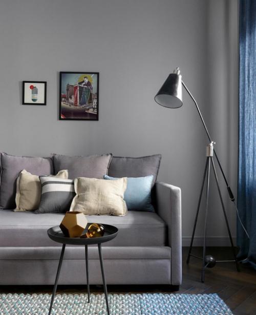 Когда семья приобрела квартиру в доме 1905 года на Маросейке, они обратились к дизайнерам с просьбой сохранить уникальную атмосферу старой Москвы. 07