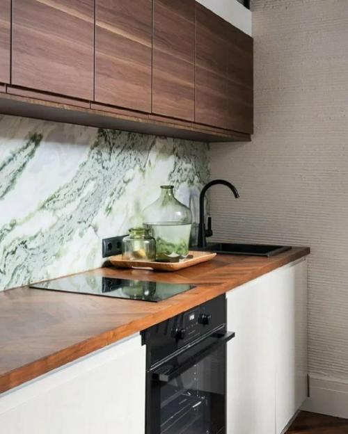 Двухуровневая квартира.  Маленькая квартира, но стильная. 02