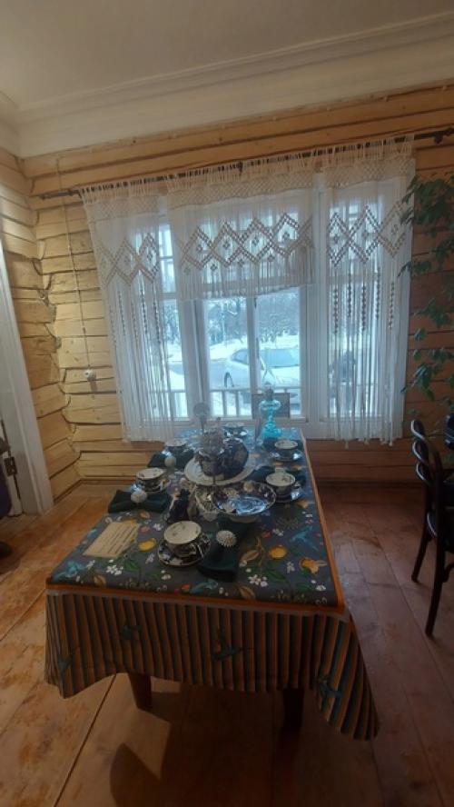 Из 115исторических городов России лишь 16 имеют памятники деревянного зодчества. 02