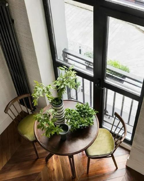 Двухуровневая квартира.  Маленькая квартира, но стильная. 05