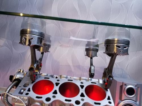 Вторую жизнь отработавшим железкам дал. 04