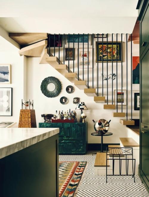 Мезонет в кенсингтоне: смелый микс цвета, узора и искусства. 04