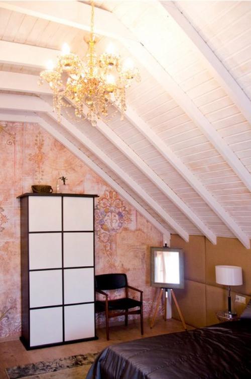 Интерьер мансардной спальни 17 кв. 05