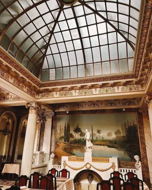 Величественные интерьеры центрального дома ученых. 02