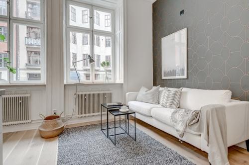 Эту очень компактную шведскую квартиру иначе как чудом назвать сложно. 03