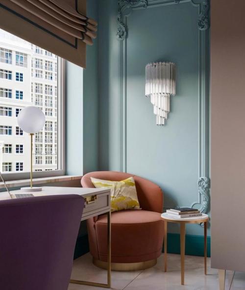 Дизайн - проект рабочего кабинета на балконе, где даже предусмотрели лежак для котика. 01