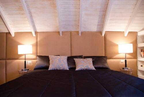 Интерьер мансардной спальни 17 кв. 06