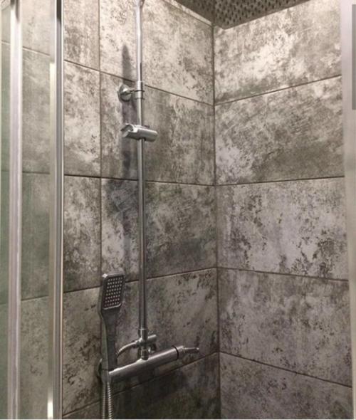 Моя холостяцкая маленькая, но очень стильная ванная. 01