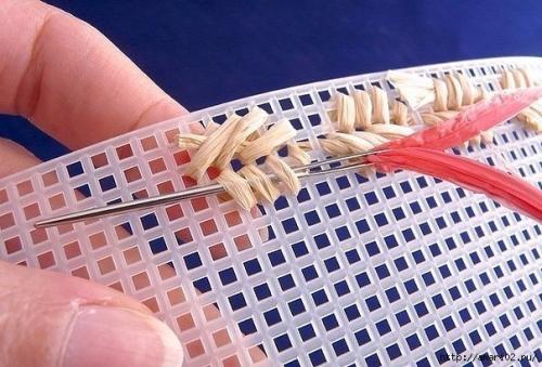 Вышивка салфетки целлофаном. 05