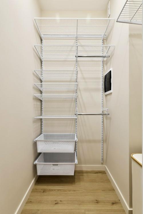 Интерьер квартиры в современном стиле (43 кв. 09