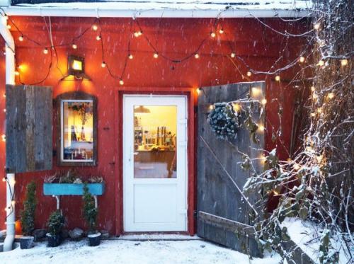 10 секретных уютных кафе во дворах и парках Петербурга. 05