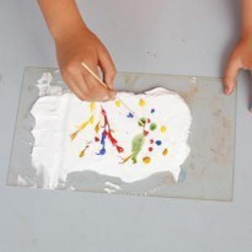 Мы рисуем с детьми по пене для бритья? 01