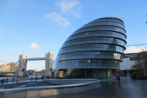 Лондонская ратуша. Архитектор: Норман фостер, КЕН шаттлворт. 01