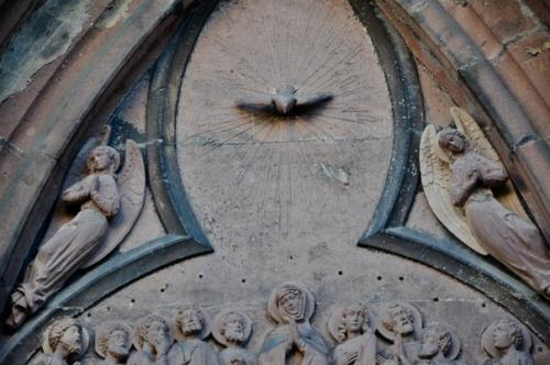 Готическая церковь Св.  Георгия на месте дворцовой часовни построена Св. 06