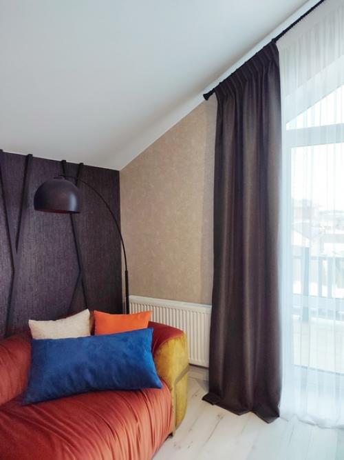 Монтаж штор на скошенные окна. 02