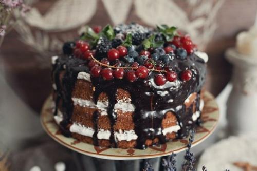 Жизнь - сахар: 14 мест в Петербурге, в которых готовят самые вкусные десерты. 07