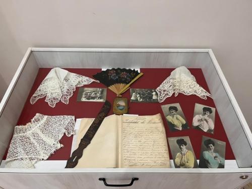 9 февраля состоялось открытие выставки Горожанка. 04