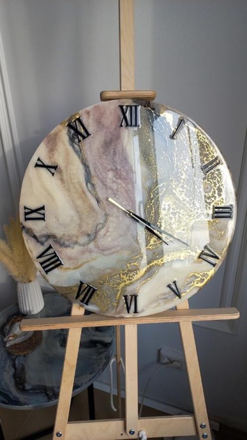 Настенные часы - это гораздо больше, чем просто средство измерения времени. 07