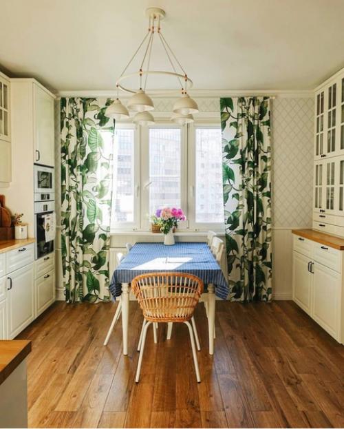 Такая уютная, тёплая, светлая квартира в питере. 02