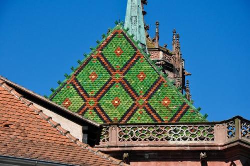 Готическая церковь Св.  Георгия на месте дворцовой часовни построена Св. 01