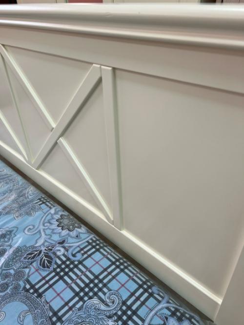 Эту спальню можно собрать по отдельности, смотря у кого какая комната. 07