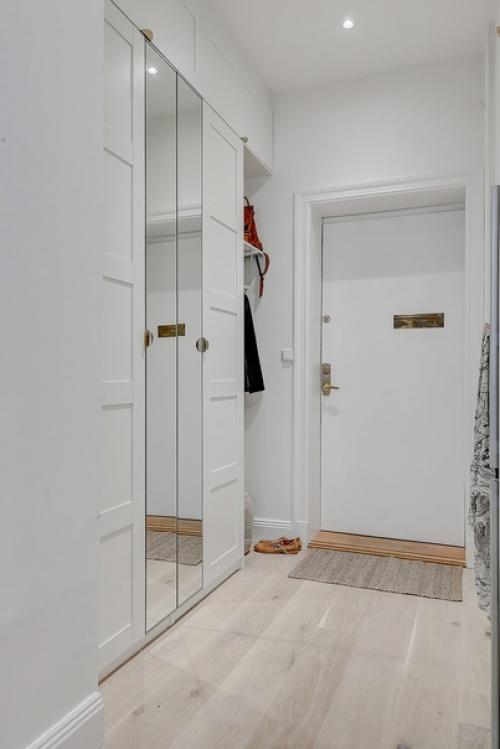 Эту очень компактную шведскую квартиру иначе как чудом назвать сложно. 05