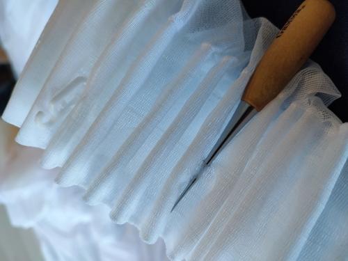 Монтаж штор на скошенные окна. 05