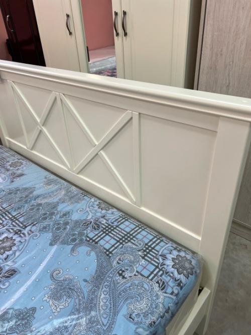 Эту спальню можно собрать по отдельности, смотря у кого какая комната. 08