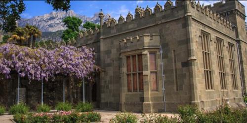 Алупкинский дворцово-парковый музей - заповедник, воронцовский дворец. 01