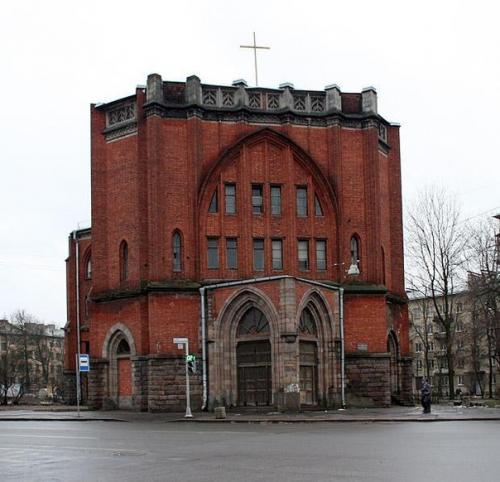 5 храмов Петербурга, сменивших имидж. 01