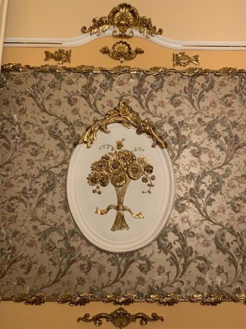 Многие наверняка побывали в доме ученых, который объединяет бывший особняк а. коншиной и постройку в стиле конструктивизма братьев Весниных. 09