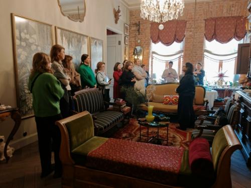 Спасибо всем участникам экскурсии в квартиру с альфрейными росписями. 04