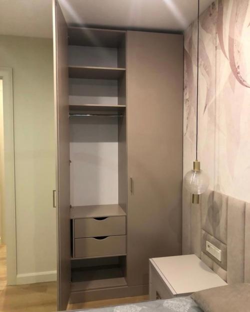 Шкаф - это необходимый элемент не только спальни, но и любой другой комнаты вашего дома. 01