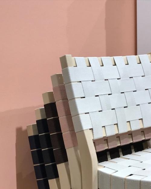 Знаменитый стул 611 финского дизайнера алавара аалто. 03