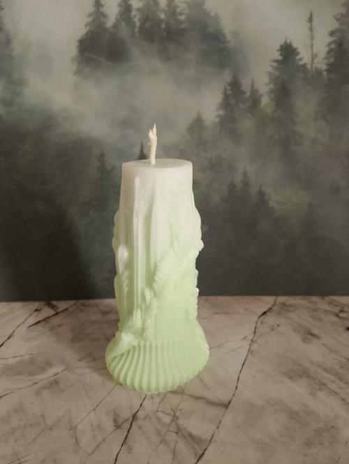 Свечи из натурального соевого воска - это уникальный и креативный способ добавить красоту и атмосферу в любой дом. 04