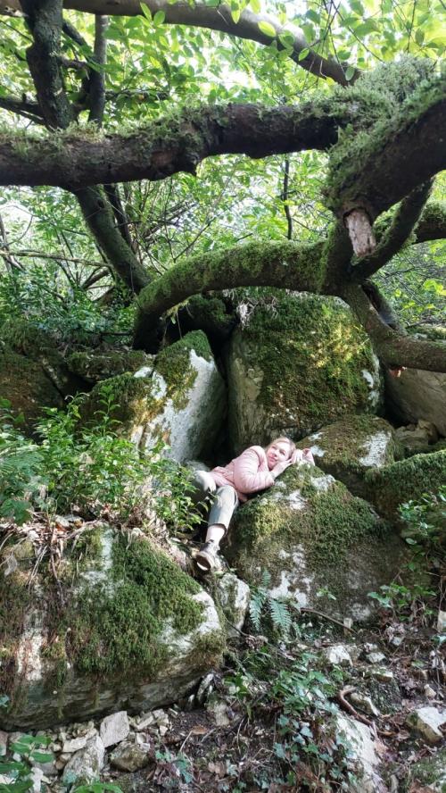 Сочетание нежно-розового и светло-зеленого в интерьере создает ощущение весны, свежести и праздника. 01