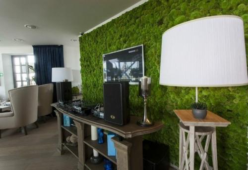 Вертикальное озеленение в квартире.
