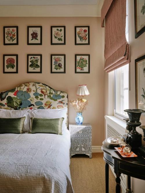 Лондонский особняк 1920-х: антиквариат, уорхол и коллекция стеклянных колокольчиков. 04