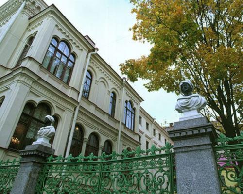 Особняк кочубея. Места.