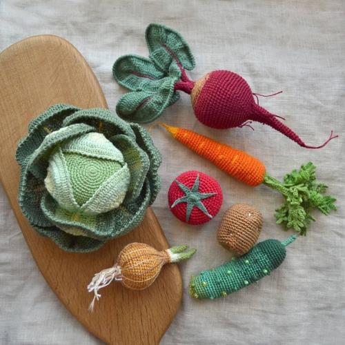 Каждый мастер ищет вдохновение для своего хобби в разных сферах нашей жизни, и вкусная еда - не исключение. 01