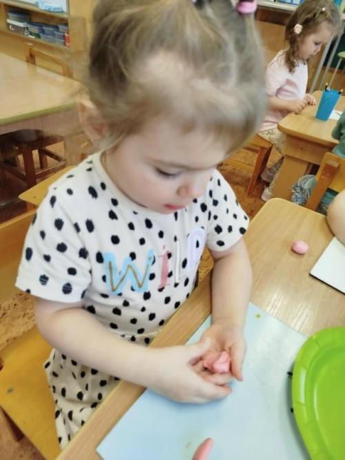 Нашиновости_14 группапочемучки лепкасмалышами игракуклами.

