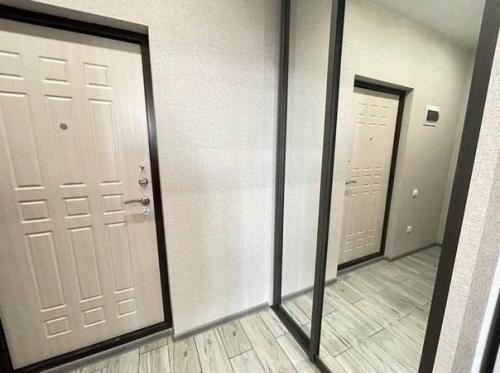 Просторная квартира. В современном стиле. 06