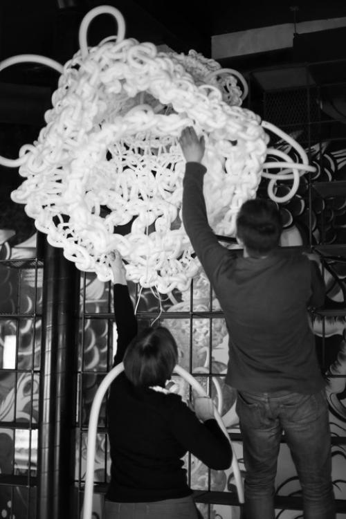 На дизайн - заводе Флакон теперь есть два места с моими вилатажными скульптурами: пена морская в пространстве @Barbus. 06