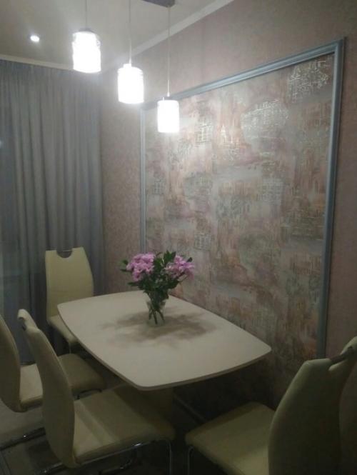 Вы только посмотрите, как подсветка кардинально меняет кухню! 02